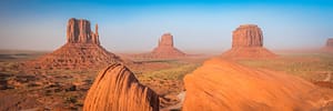 cropped-Monument-Valley_Backdrop-2.jpg